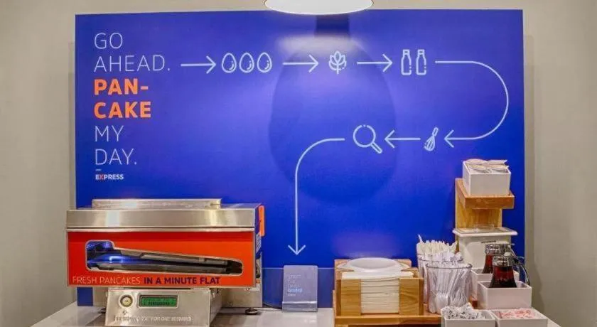 Holiday Inn Express Camden Hotel By IHG