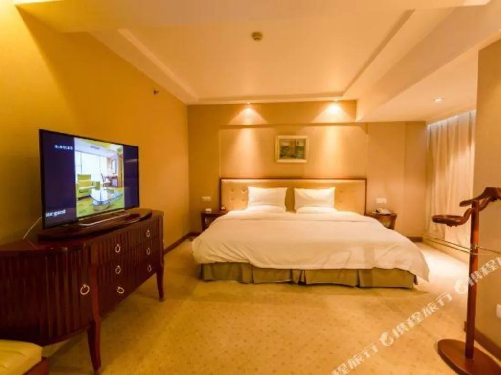 Bed in Nanchang Galactic Peace International Hotel