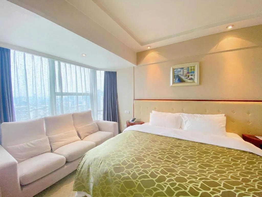 Bed in Nanchang Galactic Peace International Hotel