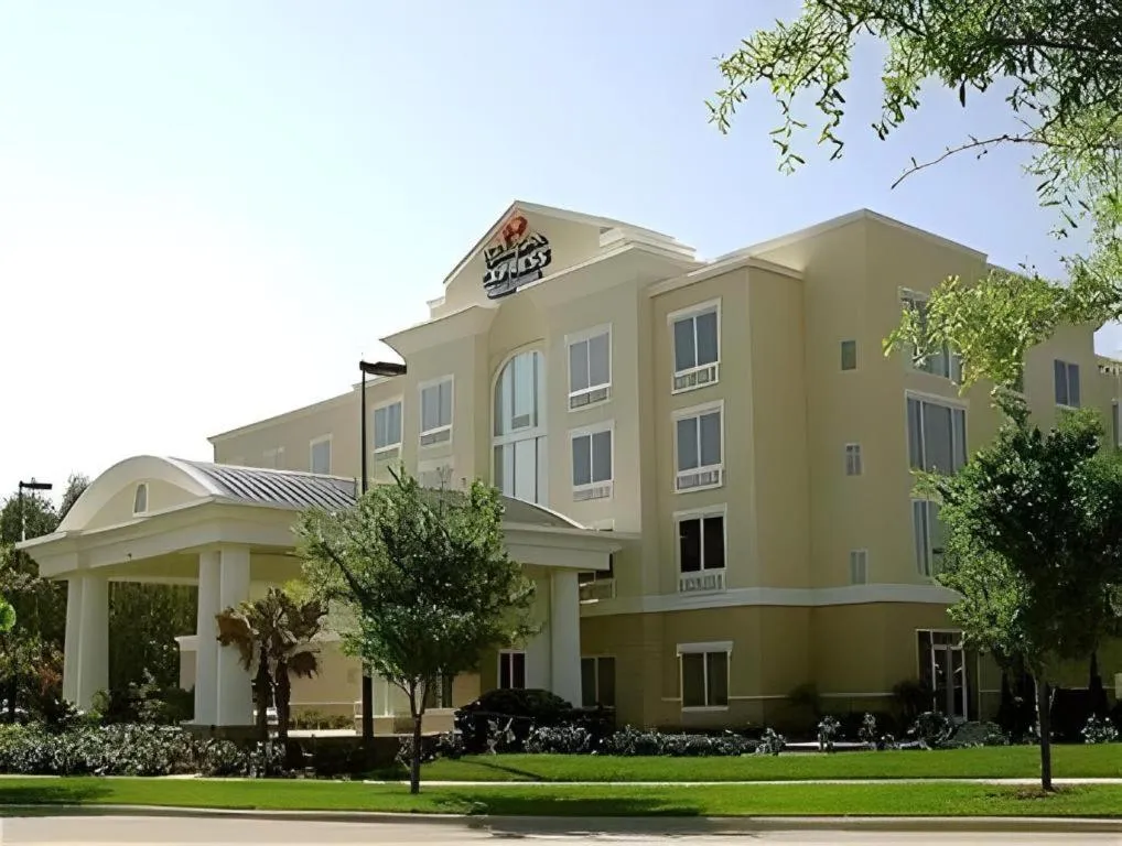 Holiday Inn Express Hotel & Suites Grand Island By IHG