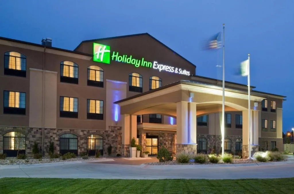 Holiday Inn Express Hotel & Suites Grand Island By IHG