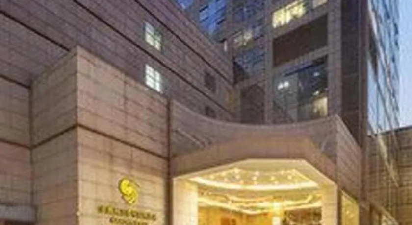 Golden Eagle Summit Hotel Downtown