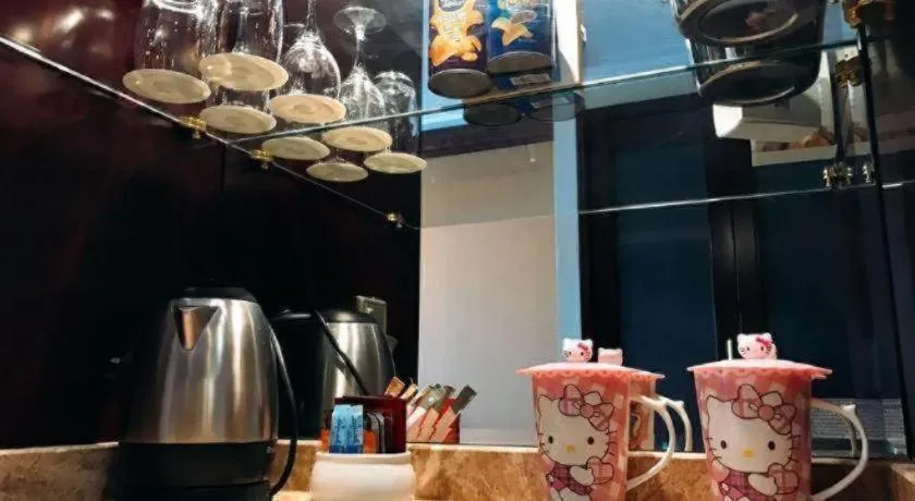 Golden Eagle Summit Hotel Downtown