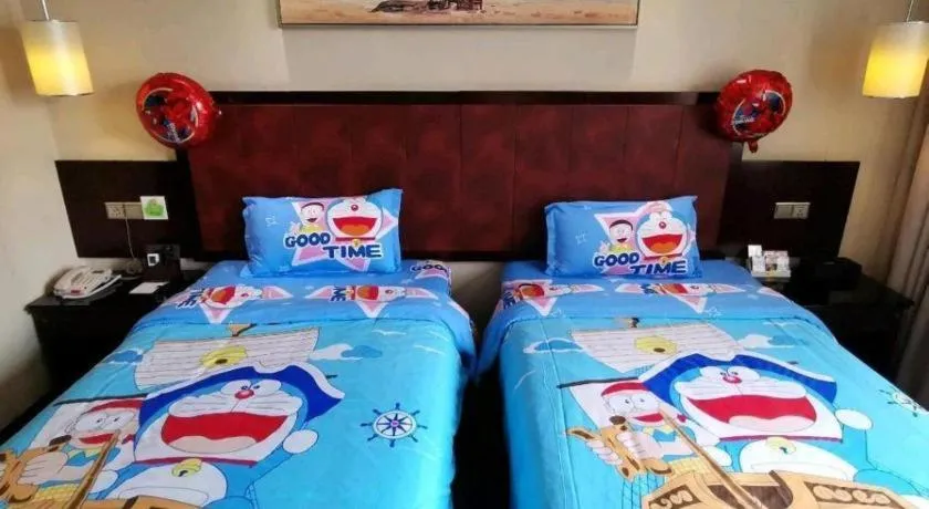 Bed in Sun Island Holiday Hotel