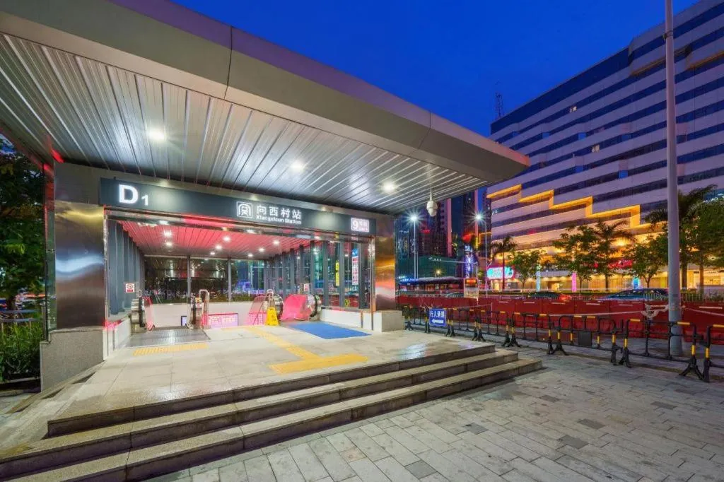 Sun Island Holiday Hotel