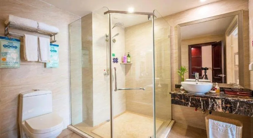 Sun Island Holiday Hotel