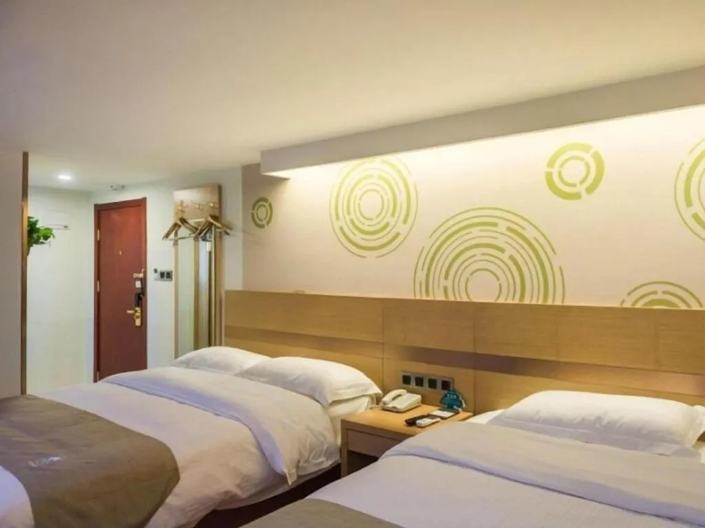 Bed in GreenTree Inn Beijing Dongcheng District Wangfujin South Luogu Lane Houhai Express Hotel