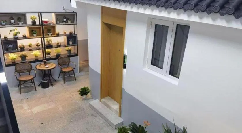 GreenTree Inn Beijing Dongcheng District Wangfujin South Luogu Lane Houhai Express Hotel