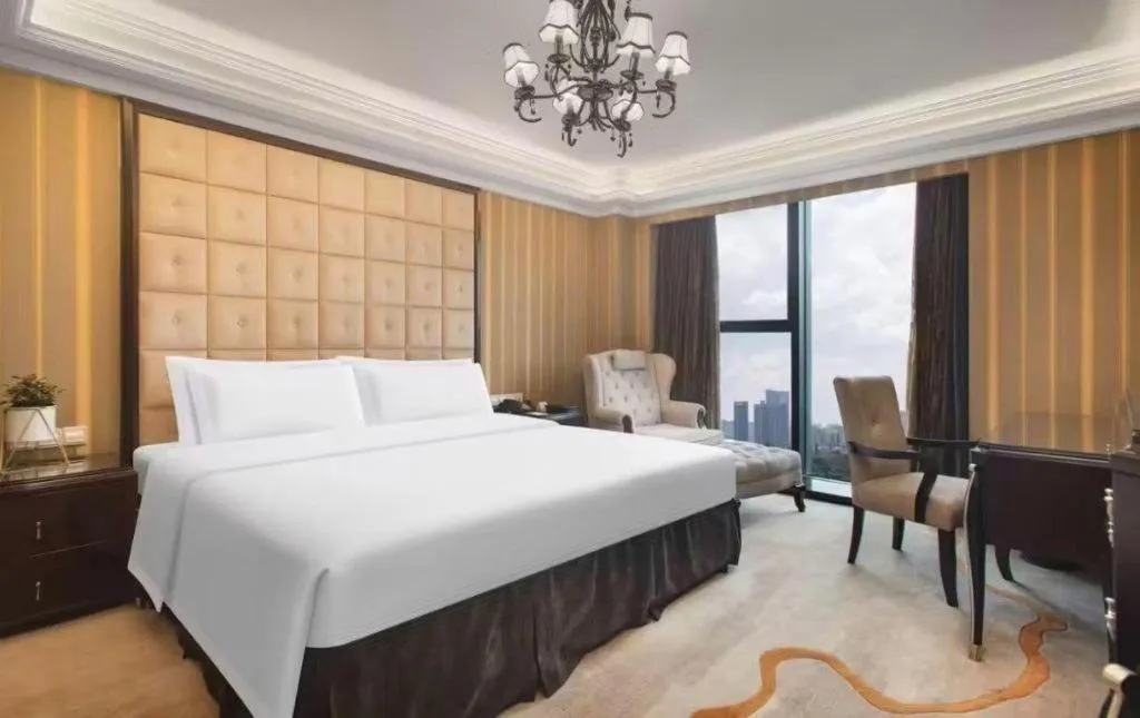Bed in Changsha Hopesky Hotel