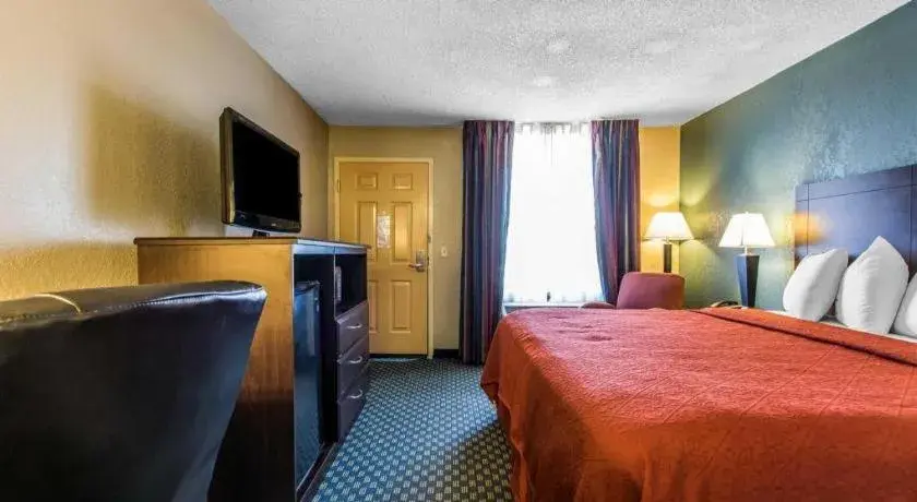 Bed in Quality Inn Duncan HWY 81 Bed in Quality Inn Duncan HWY 81