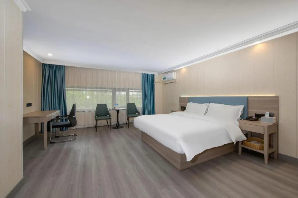 Bed in GreenTree Inn Hotel - Nantong Hongming Plaza