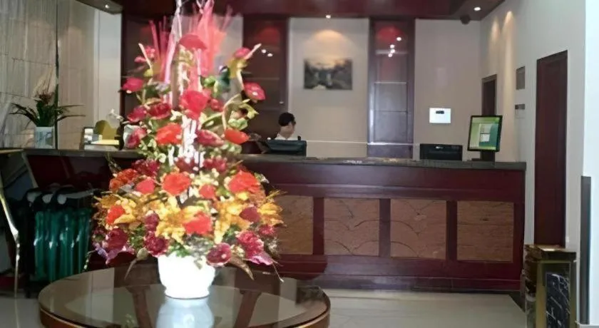 GreenTree Inn YiZheng Zhenzhou East Road