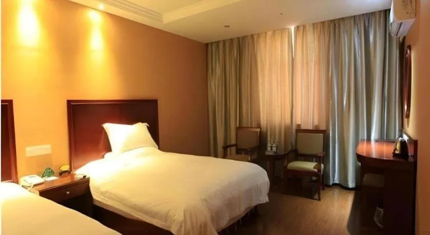 Bed in GreenTree Inn Tangshan Yuhua Road