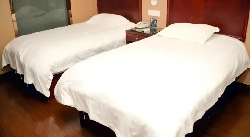 Bed in GreenTree Inn Tangshan Yuhua Road