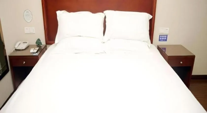 Bed in GreenTree Inn Tangshan Yuhua Road