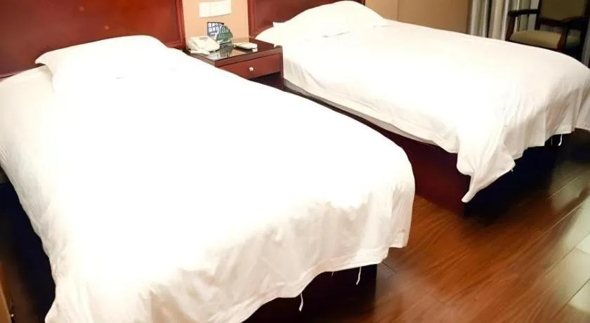 Bed in GreenTree Inn Tangshan Yuhua Road