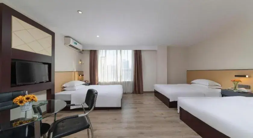 Bed in GreenTree Inn Zhongshan Nanlang Metro Station Branch Bed in GreenTree Inn Zhongshan Nanlang Metro Station Branch