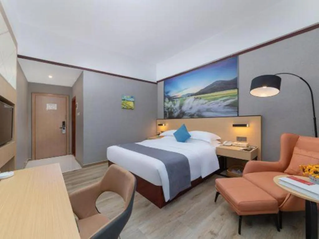 Bed in GreenTree Inn Zhongshan Nanlang Metro Station Branch
