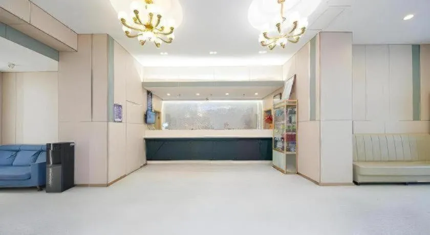 Jinjiang Inn Qingdao Wuxi Square Nanjing Road Metro Station