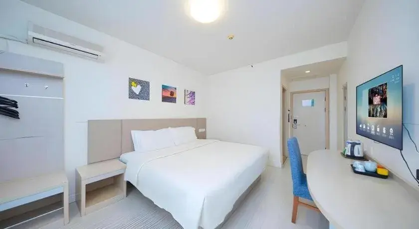 Bed in Jinjiang Inn Qingdao Wuxi Square Nanjing Road Metro Station Bed in Jinjiang Inn Qingdao Wuxi Square Nanjing Road Metro Station