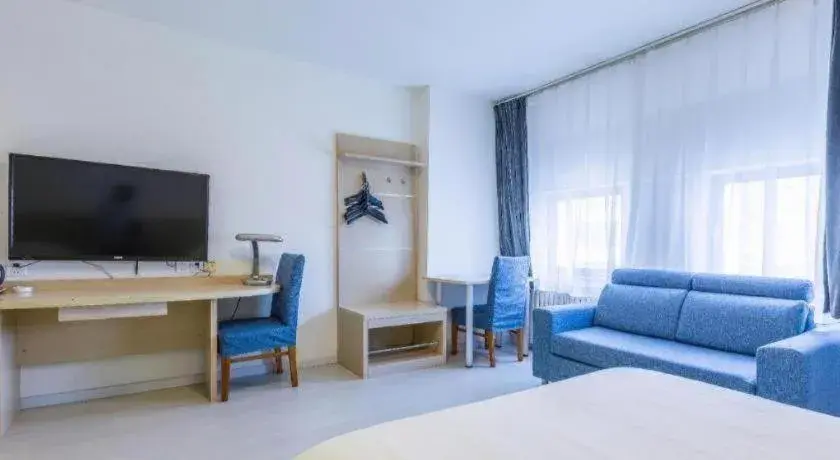 Bed in Jinjiang Inn Qingdao Wuxi Square Nanjing Road Metro Station Bed in Jinjiang Inn Qingdao Wuxi Square Nanjing Road Metro Station