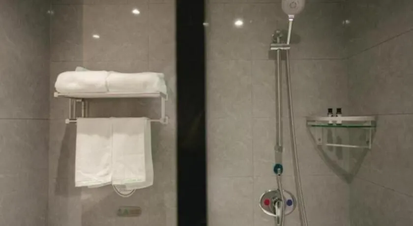 GreenTree Inn Jiuquan Century Plaza Hotel