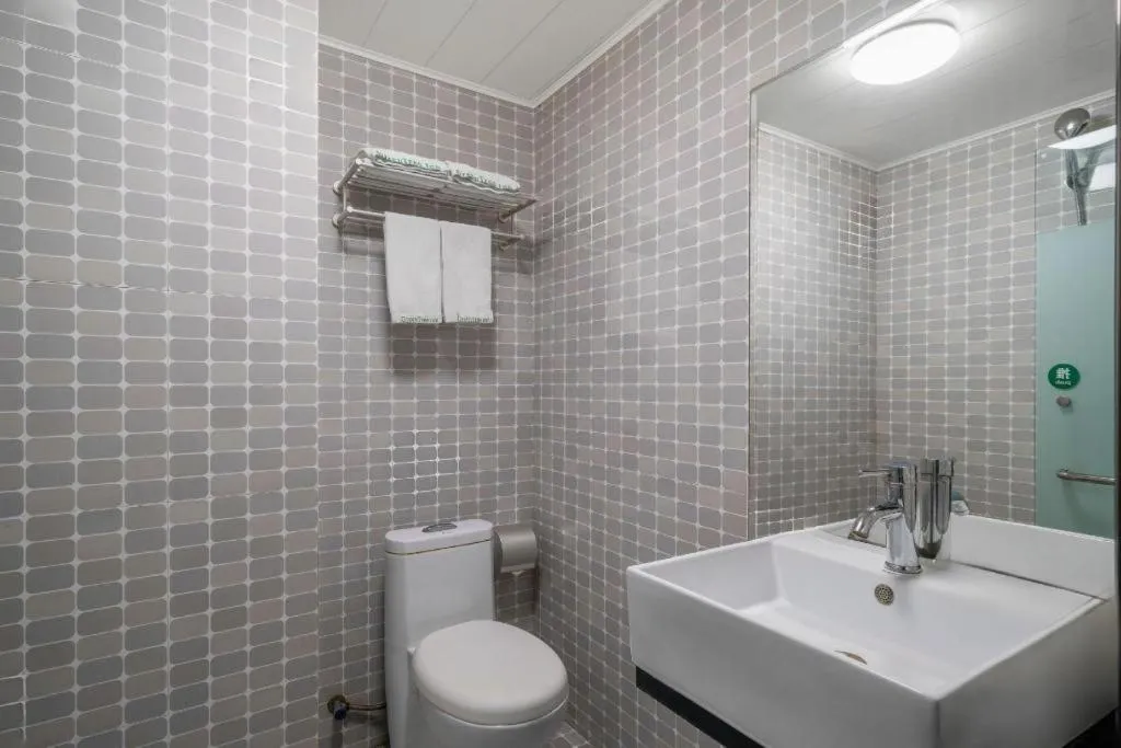 GreenTree Inn Yantai Xingfu Road Marina Plaza Express Hotel