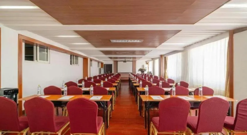 GreenTree Inn Yantai Xingfu Road Marina Plaza Express Hotel