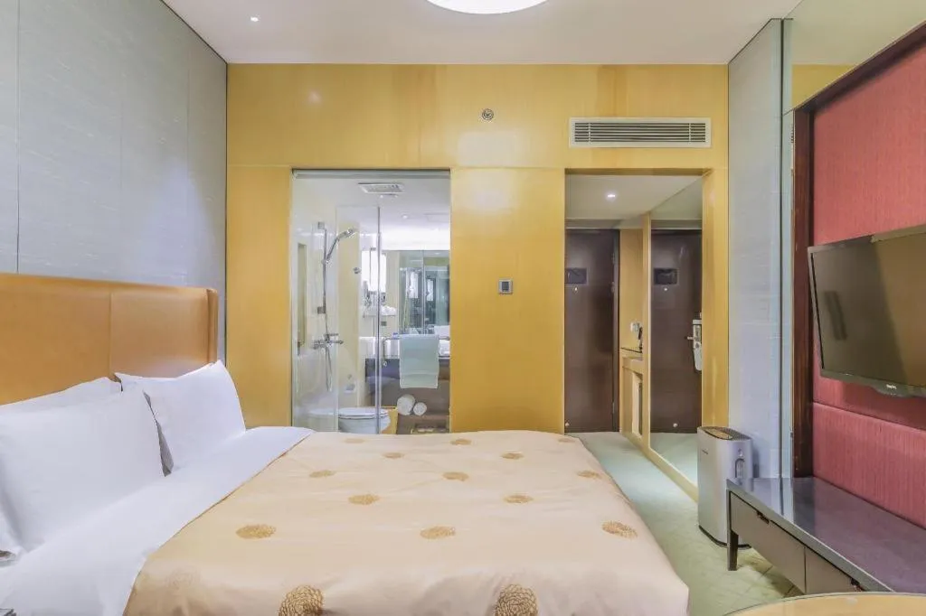 Bed in Shijiazhuang International Building Hotel