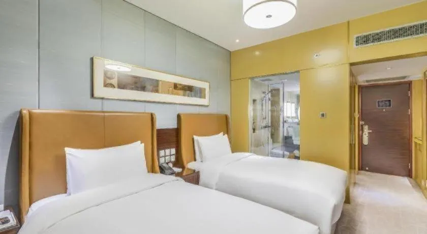 Bed in Shijiazhuang International Building Hotel