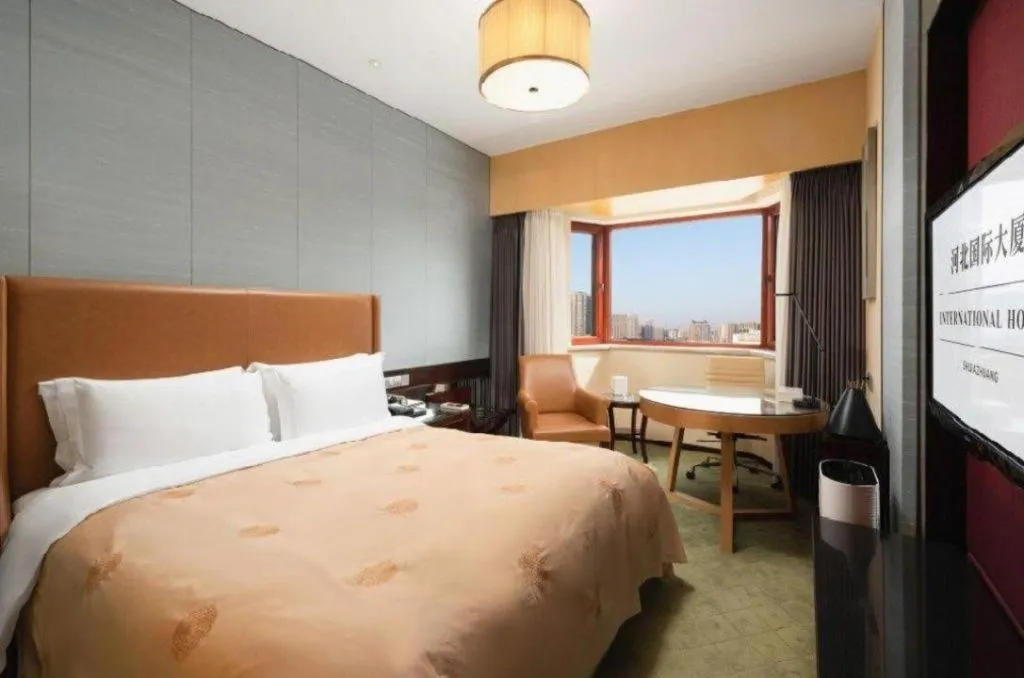 Bed in Shijiazhuang International Building Hotel