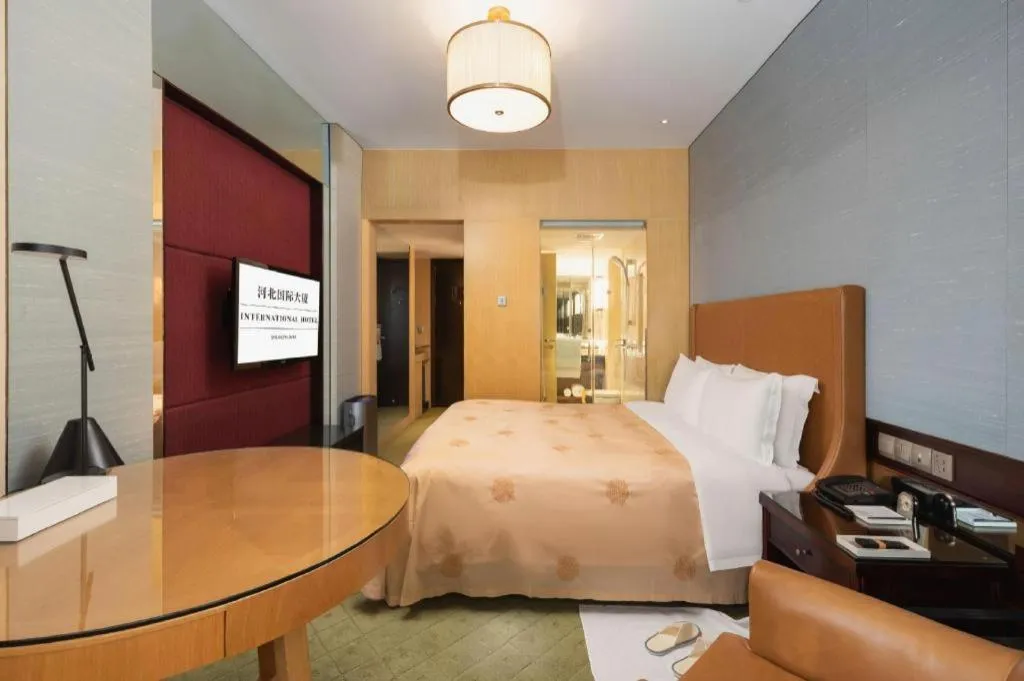 Bed in Shijiazhuang International Building Hotel