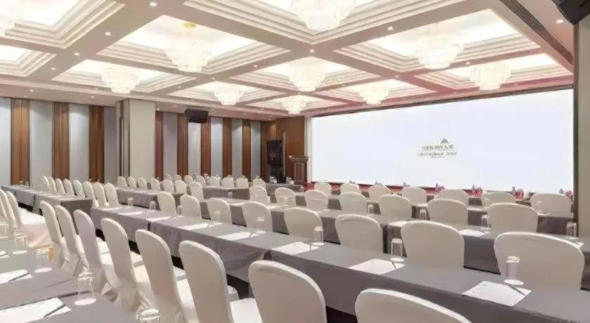 Shijiazhuang International Building Hotel