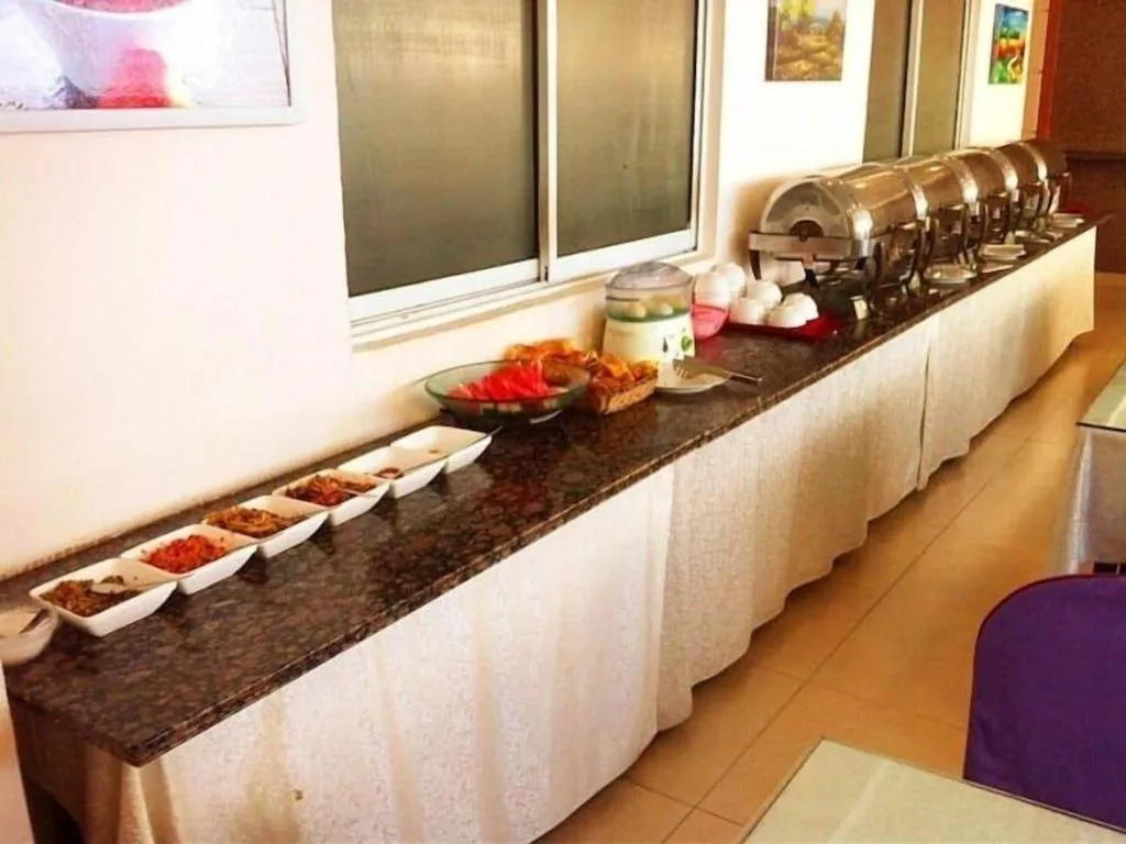 GreenTree Inn Taicang Baolong Square Hotel