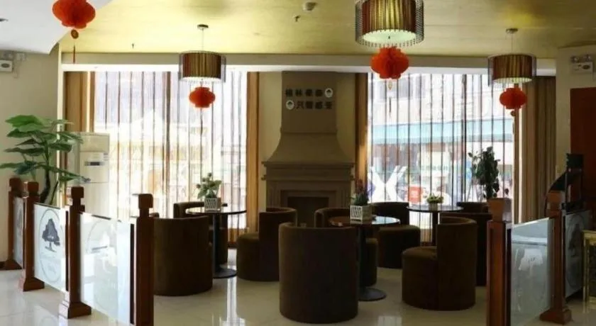 GreenTree Inn Taicang Baolong Square Hotel