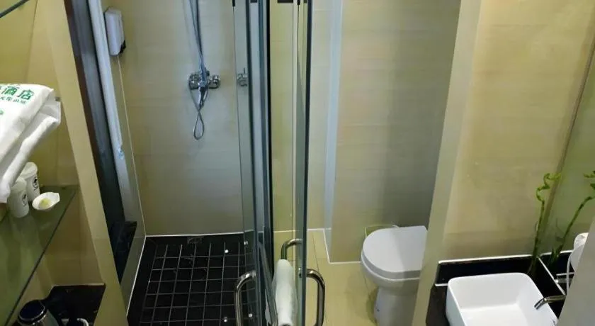 GreenTree Inn Taicang Baolong Square Hotel