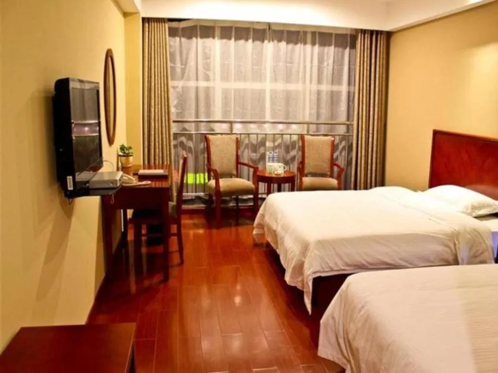 Bed in GreenTree Inn Rizhao Haiqu East Road Hotel