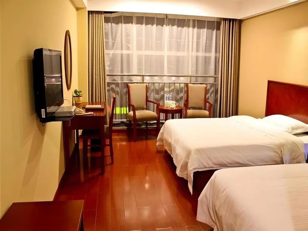 Bed in GreenTree Inn Rizhao Haiqu East Road Hotel