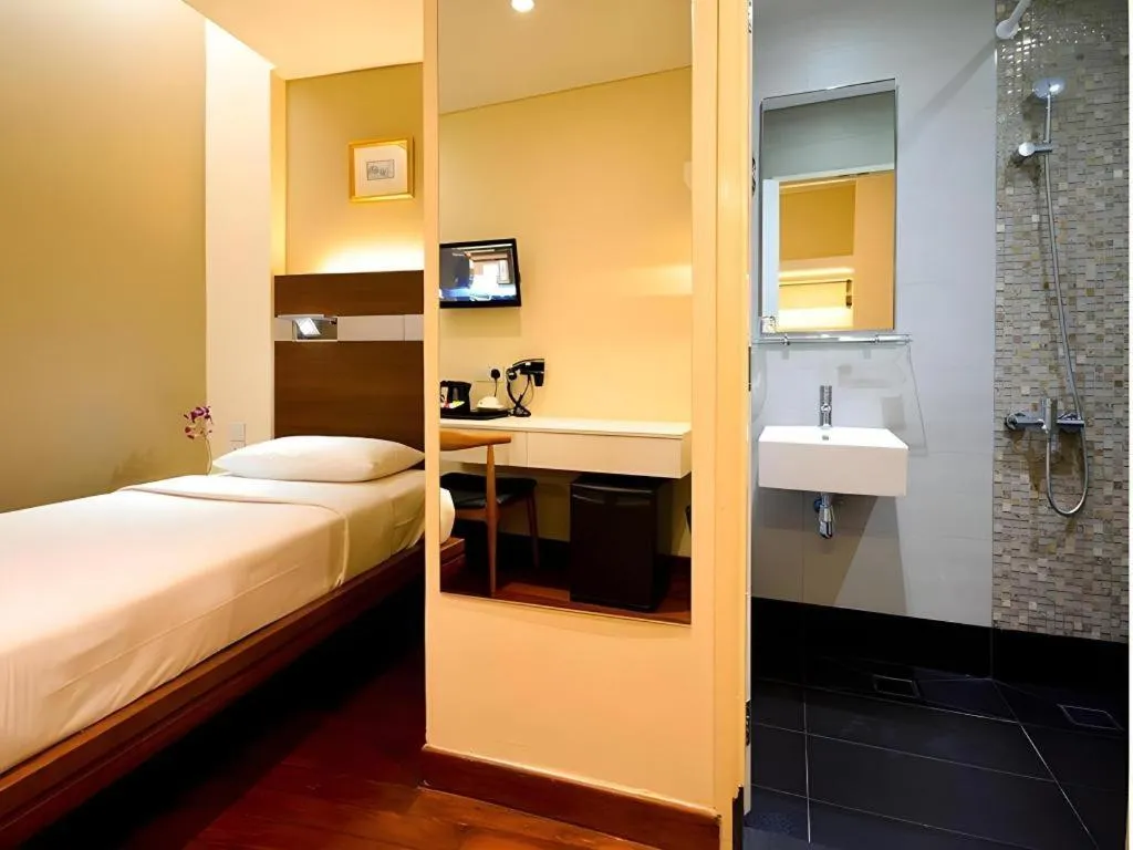 Bed in The Keong Saik Hotel