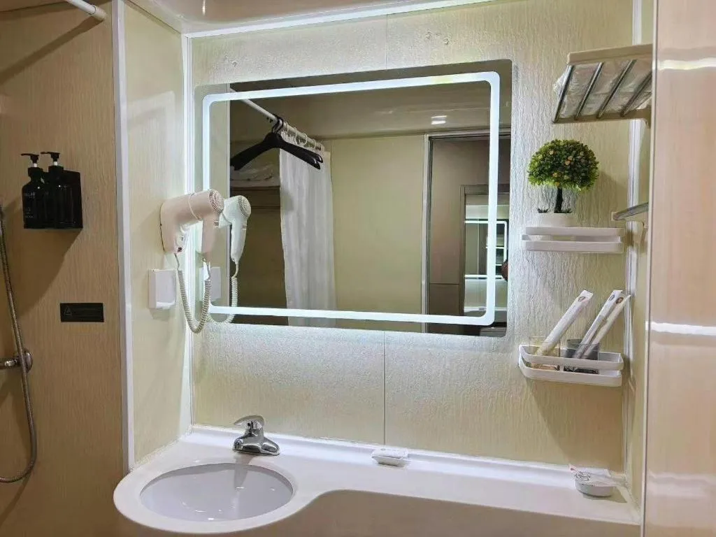 Jinjiang Inn Taiyuan Longtan Park