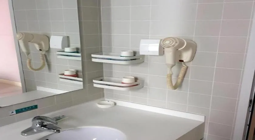 Jinjiang Inn Taiyuan Longtan Park