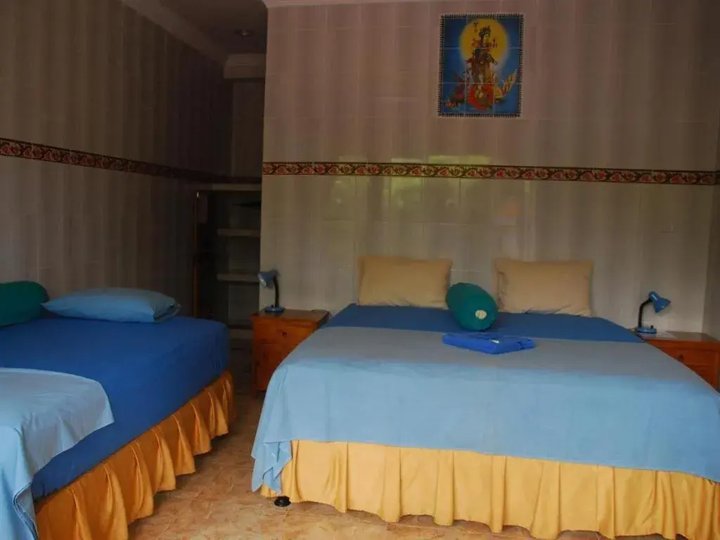 Bed in Tulamben Wreck Divers Resort & Restaurant Bed in Tulamben Wreck Divers Resort & Restaurant