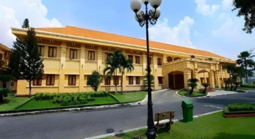 Tan Son Nhat Hotel
