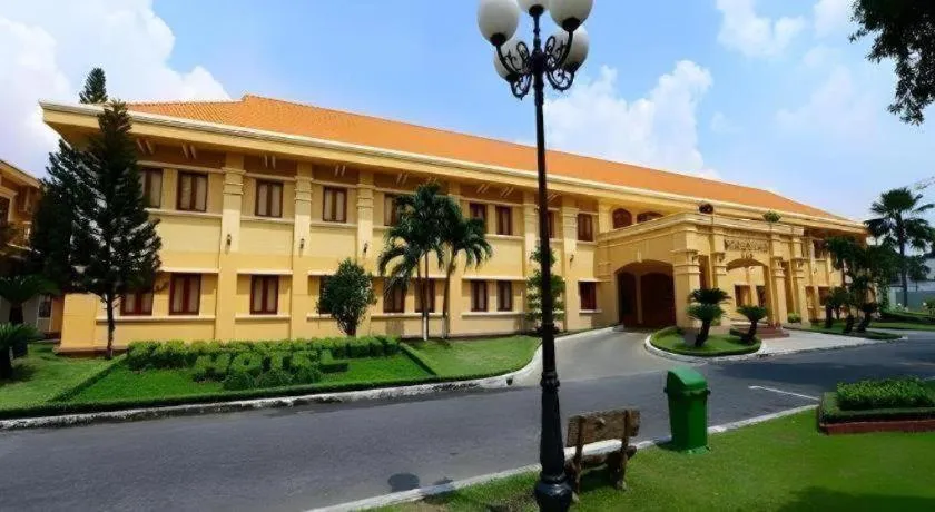 Tan Son Nhat Hotel