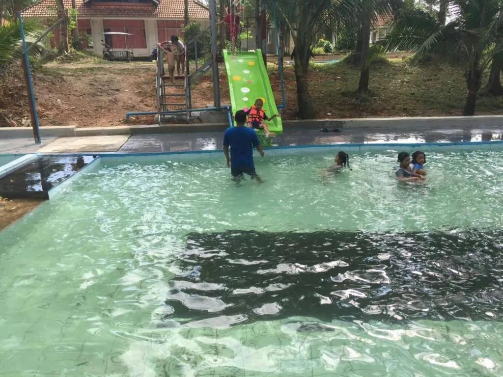 Ranong Resort & Laguna