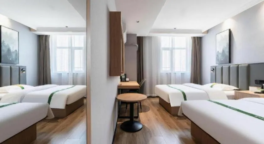 Bed in GreenTree Inn Weihai Port