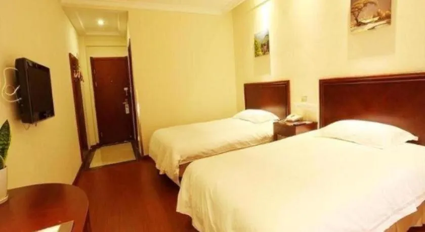 Bed in GreenTree Inn Weihai Port