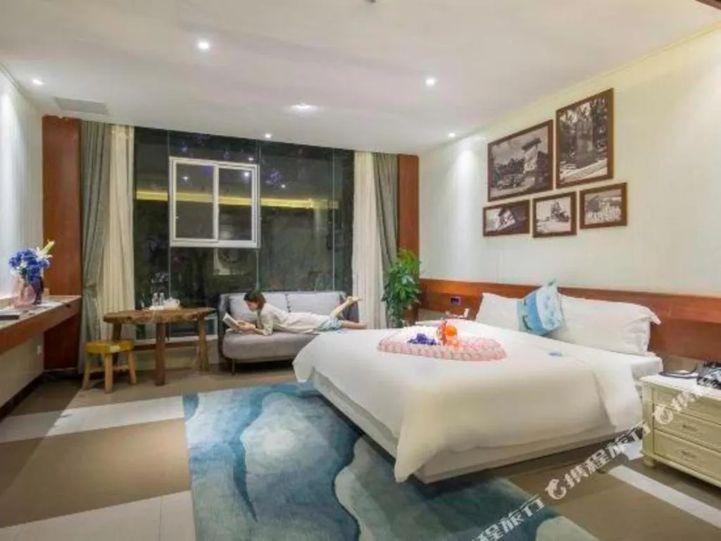 Bed in Huangma Holiday Nanhai Museum Hotel