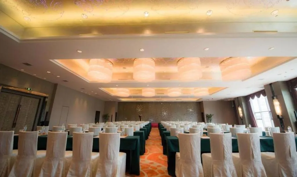 Wuhan Gleetour Hotel