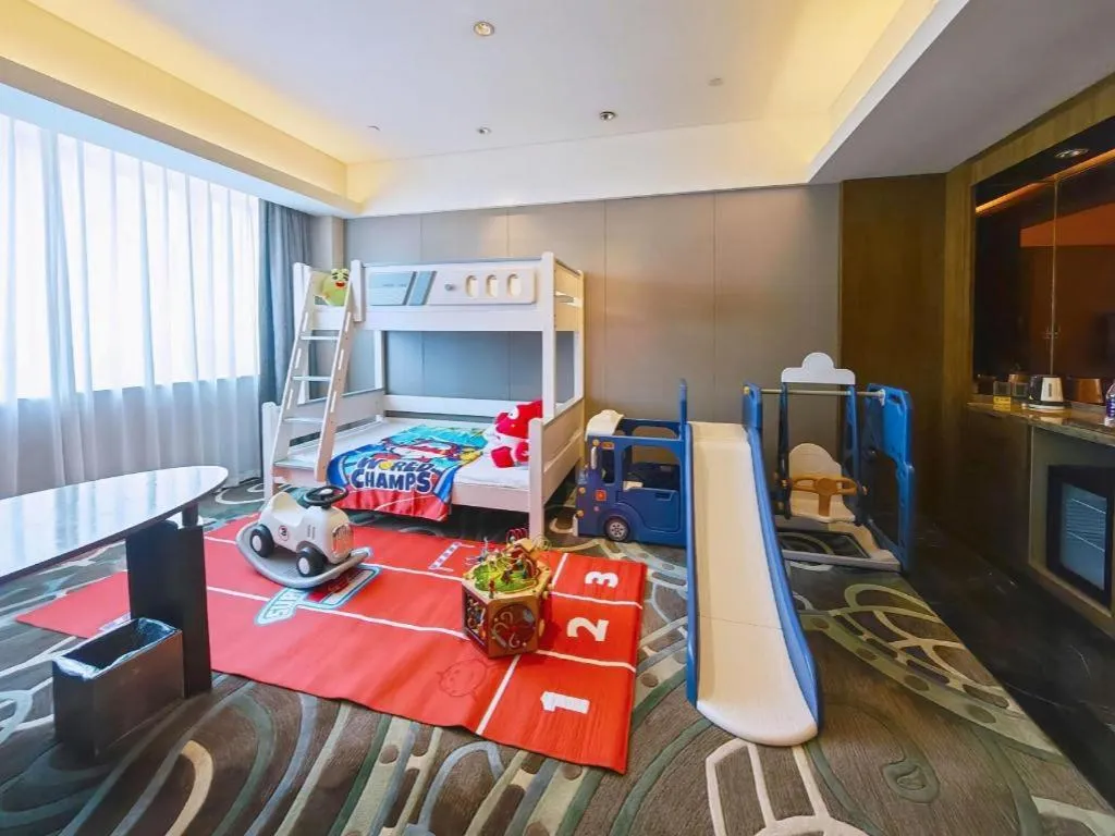 Bed in Wuhan Gleetour Hotel